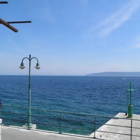 Apartmán Aleksandar 2 *